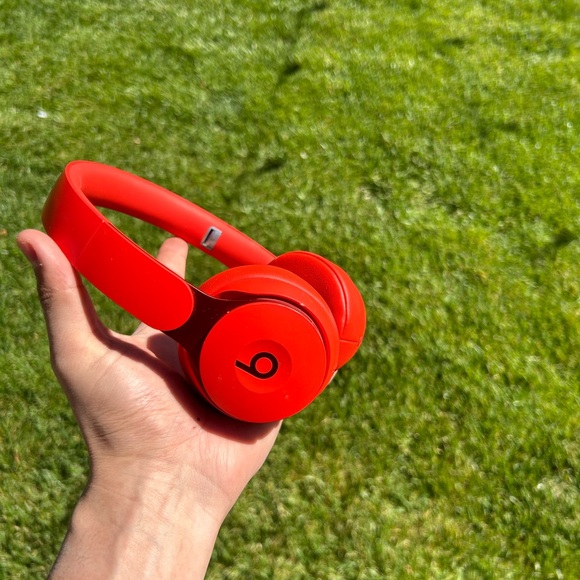 Beats Solo Pros - Picture 5 of 8